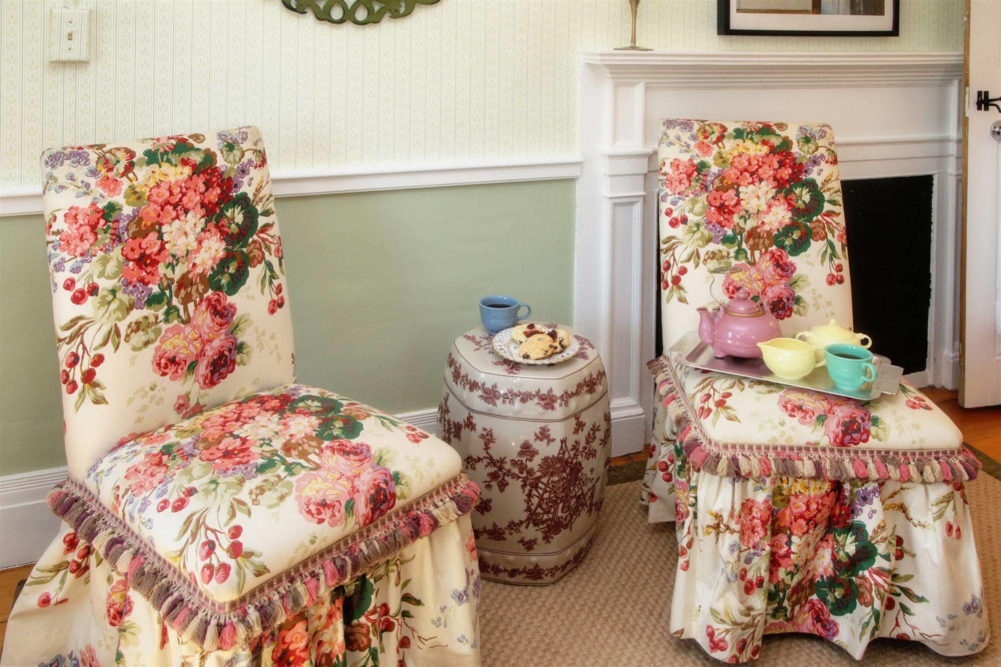 The Inn At Yarmouth Port (Adults Only) Exteriör bild