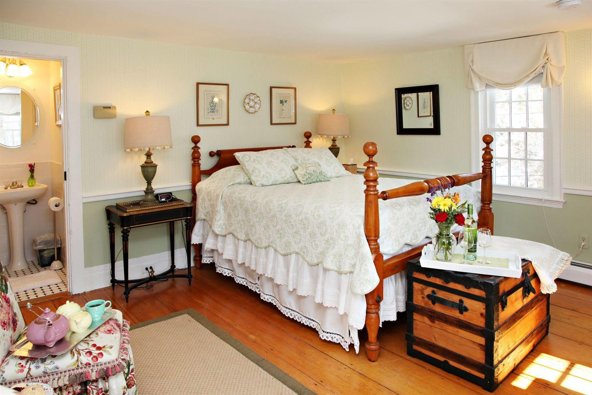 The Inn At Yarmouth Port (Adults Only) Exteriör bild