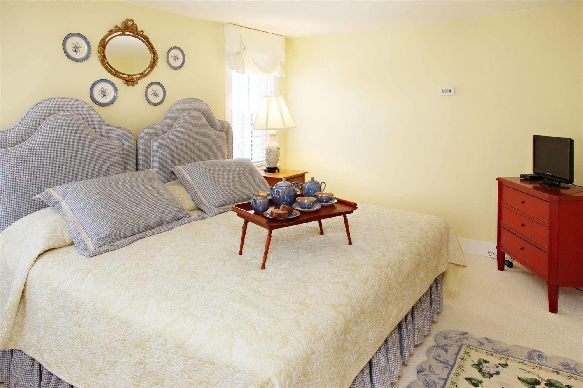 The Inn At Yarmouth Port (Adults Only) Exteriör bild